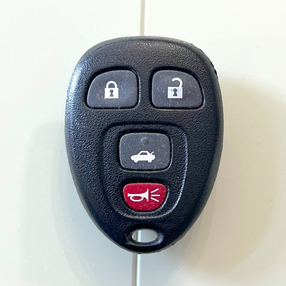 2005-2012 GM OEM / 4-Button Keyless Entry Remote / PN: 15252034